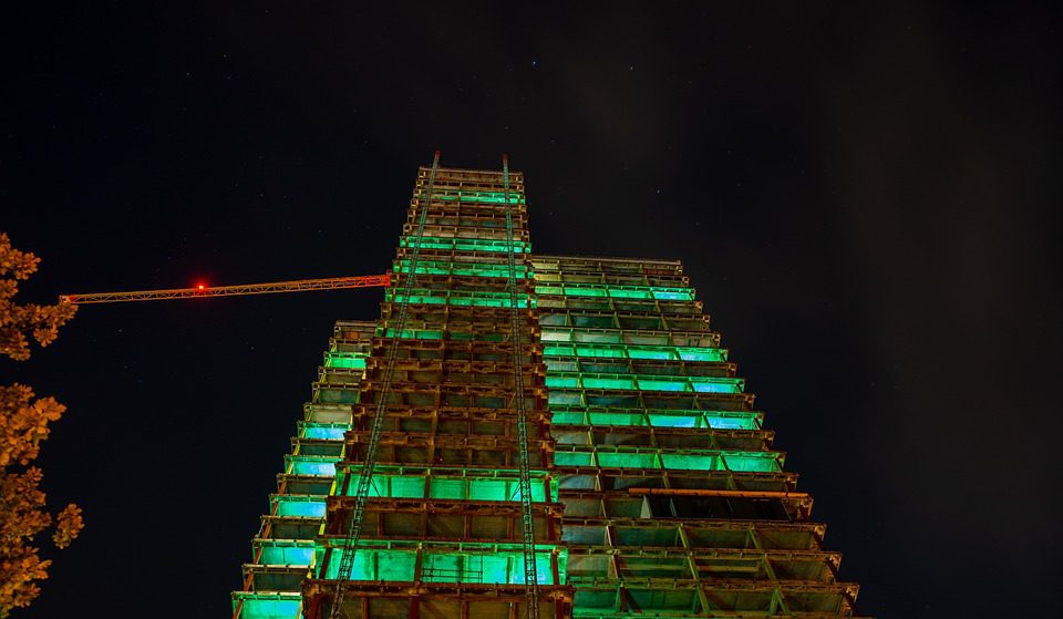 skyscraper 4544139 960 720.jpg